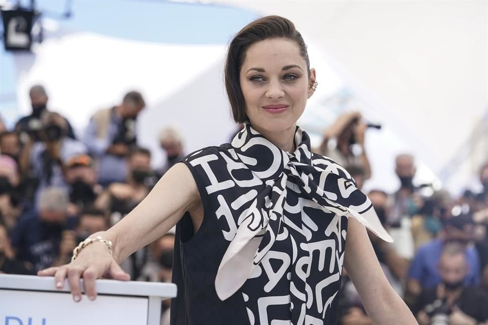 Marion Cotillard presentó este martes su filme 'Annette' en Cannes.