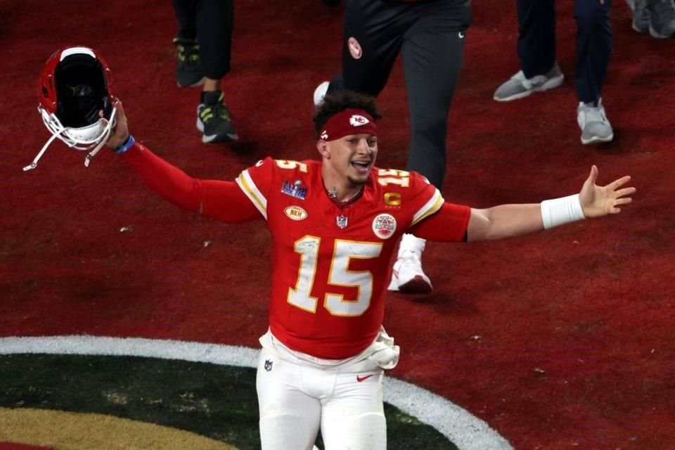 Mahomes lo volvió a hacer. Se demoró, pero terminó explotando en la hora clave y guió a los Chiefs al bicampeonato.