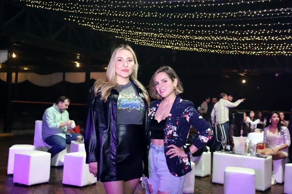 Claudia Beltrán y Karla Pérez