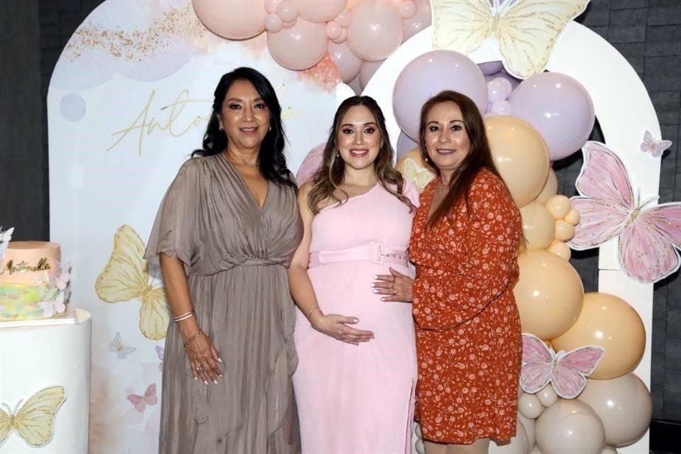 Lydia Gómez de Molina, Cecy Molina de Valdés y Guadalupe Cázares Zúñiga