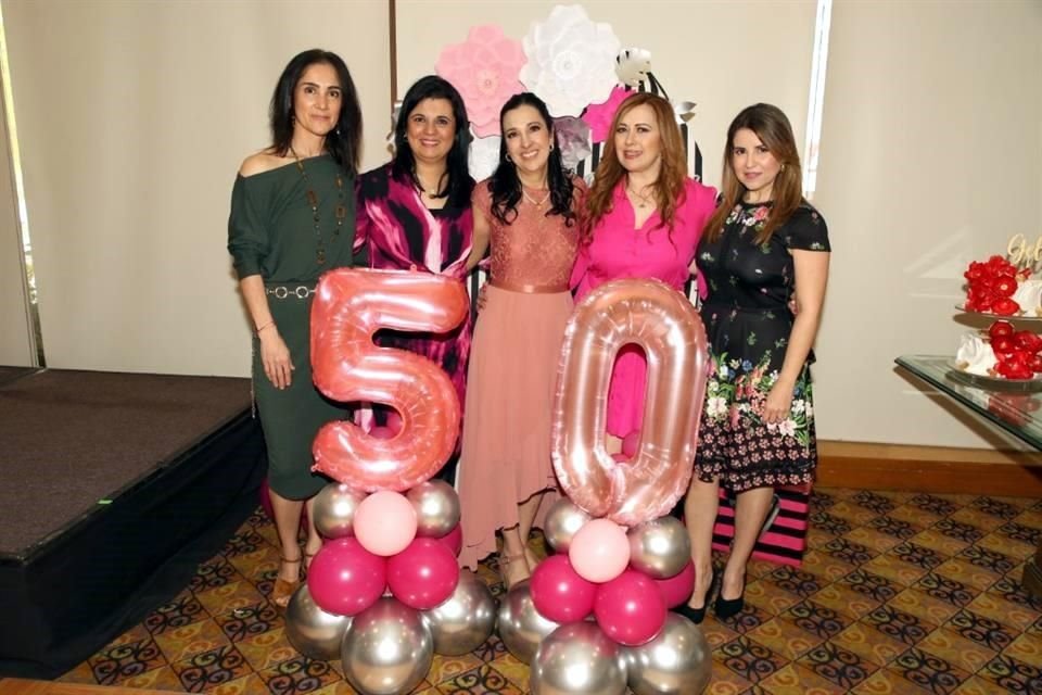 Claudia Baltazar, Claudia Urdiales, Gely Reyna, Dinorah Cavazos y Leslie Alanís de Garza