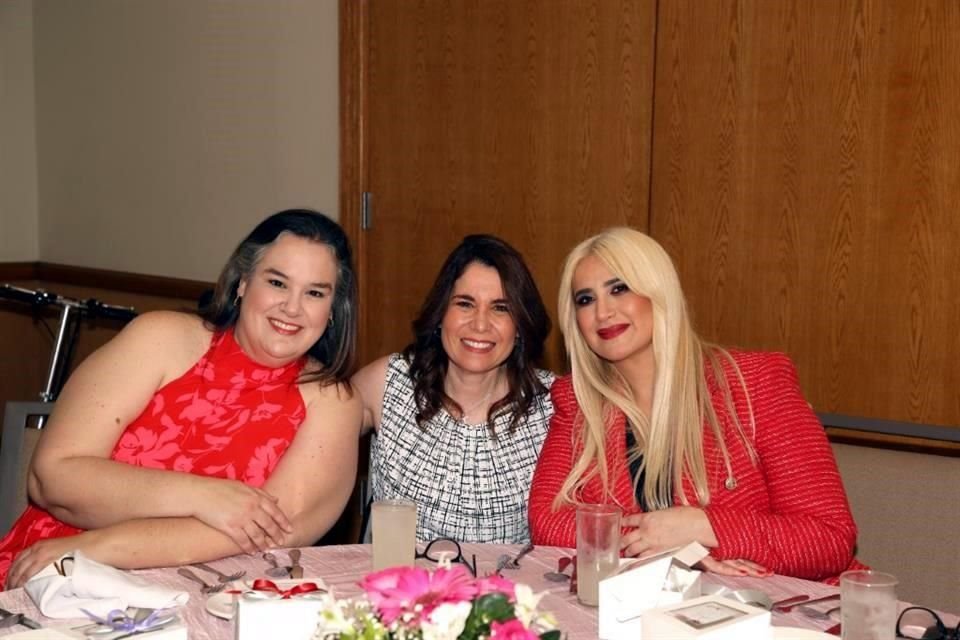 Mónica Fernández, Adriana Cantú y Karla Torteya