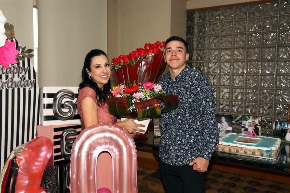 Gely Reyna y Rodrigo Rhi-Sausi