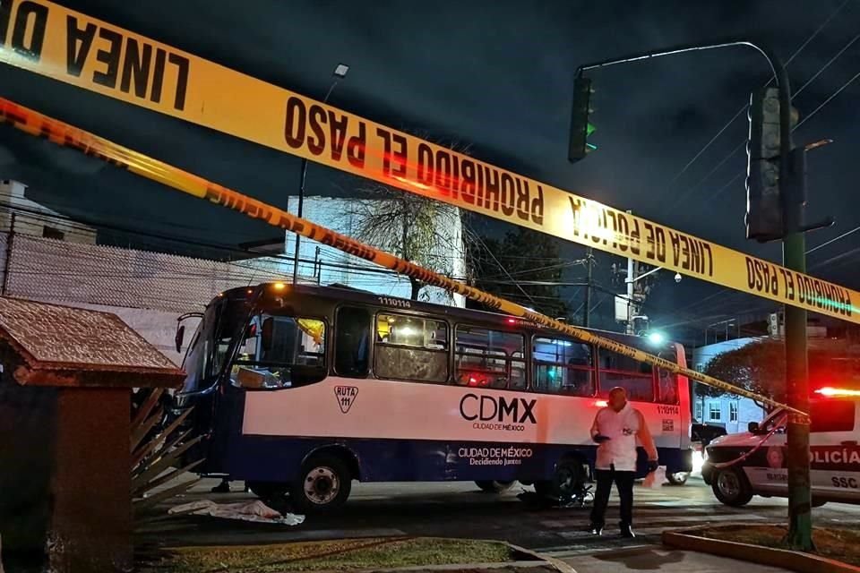 El conductor del camión fue llevado al Ministerio Público.