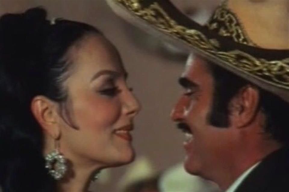 Sasha Montenegro y Vicente Fernández.