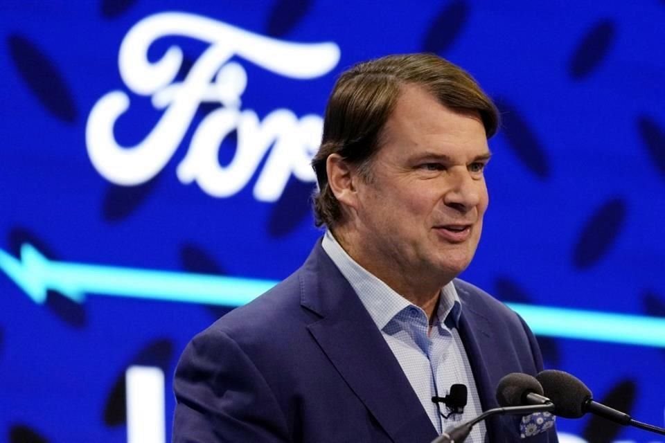 El presidente y director general de Ford Motor, Jim Farley, indicó que la relación con el UAW se dañó tras la huelga del año pasado.