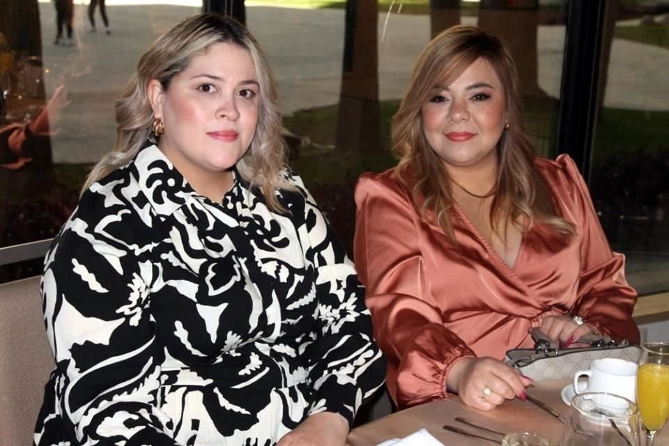 Evelyn Martínez y Lorena Moreno
