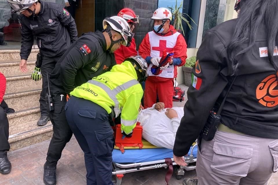 Los tres hombres fueron atendidos por cuerpos de auxilio.