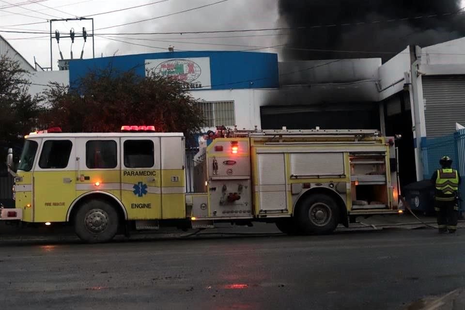 A las 7:40 horas fue reportado el siniestro en la fábrica Indmex, ubicada en Macro y Luis Donaldo Colosio, en el Parque Industrial Politek.