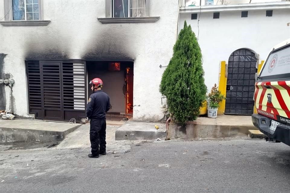 El siniestro fue reportado en una casa de la calle Zinc y Cobalto, en San Pedro 400, donde no hubo personas lesionadas.