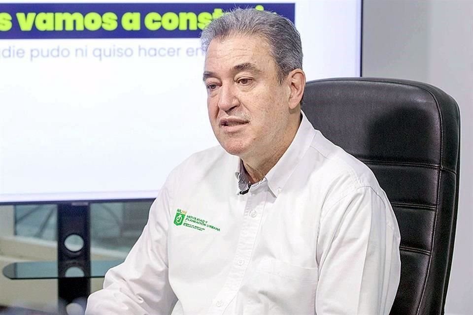 Hernán Villarreal, Secretario de Movilidad.