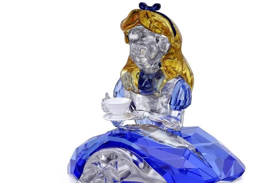 Figura decorativa hecha de cristal de Alicia.