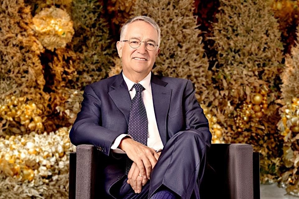 En varios posteos, el empresario Ricardo Salinas Pliego afirmó que 'no lo van a doblar'.