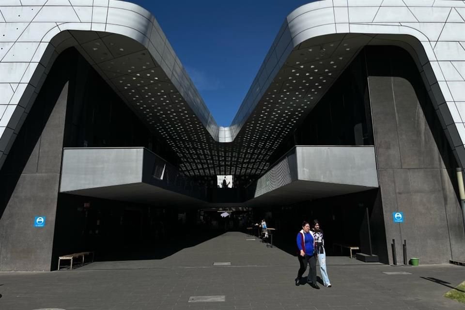 De acuerdo con la Secretaría de Cultura, la Cineteca ha logrado cuatro semanas consecutivas como el complejo de salas de cine con mayor asistencia a nivel nacional y el de mayores ingresos.