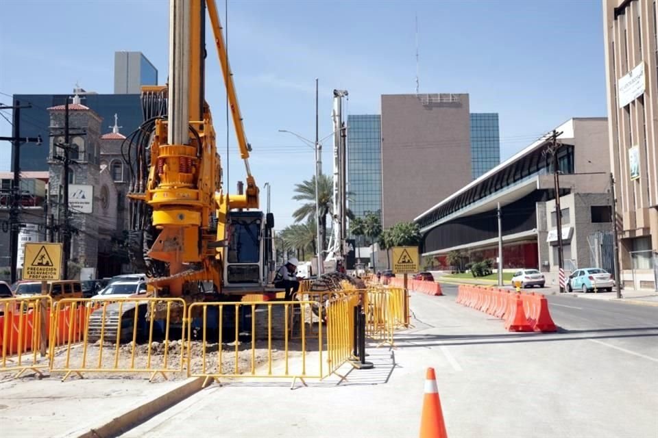 Las líneas 4 y 6 del Metro, que en realidad serán una sola, están proyectadas para concluirse en 2026.