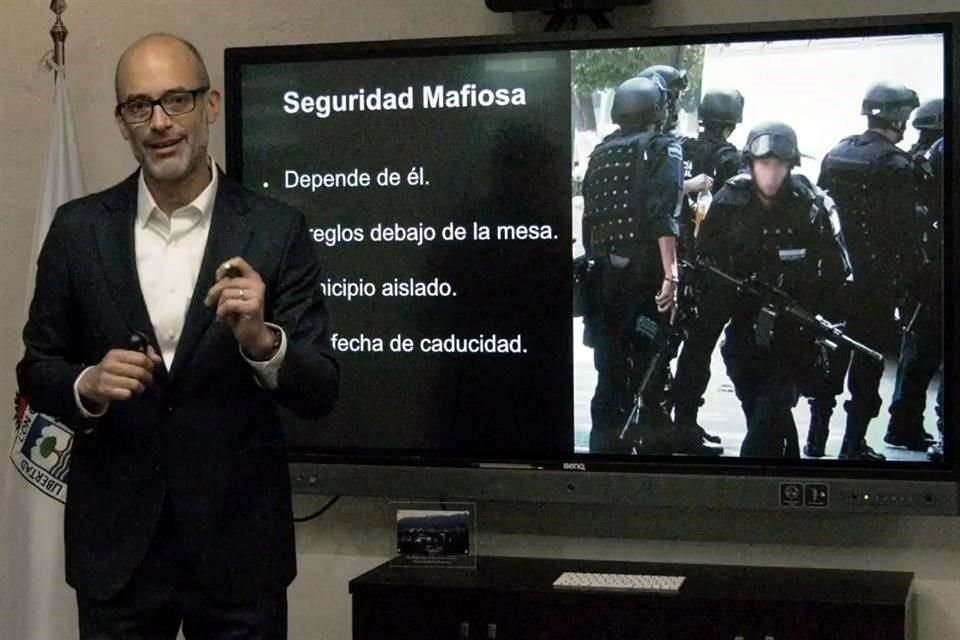 El Alcalde de San Pedro, Miguel Treviño, cuestionó la seguridad durante la gestión del panista Mauricio Fernández.