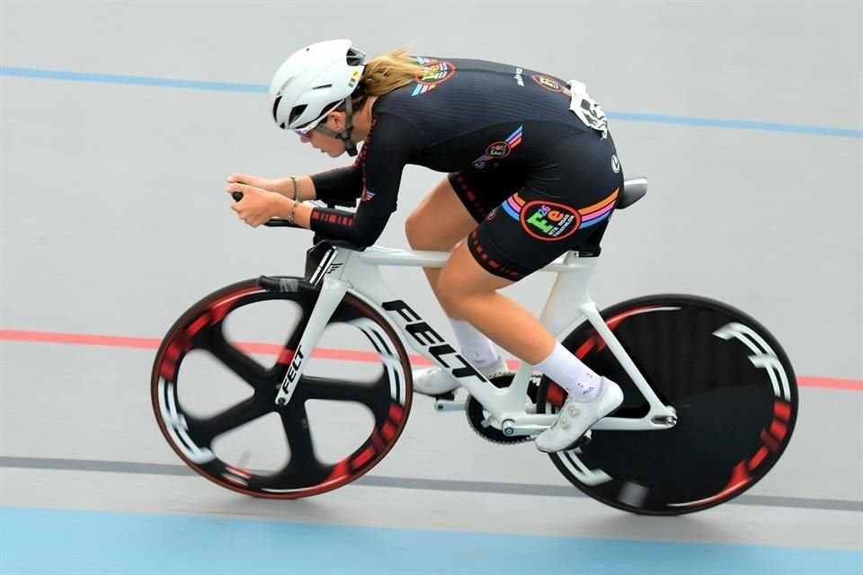 Victoria Velasco buscará subir al podio de la prueba Omnium, en el ciclismo.