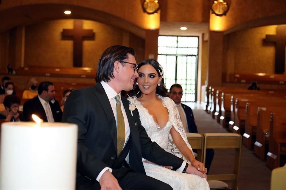 Antonio Rosique Cedillo y Michelle Saide Handal