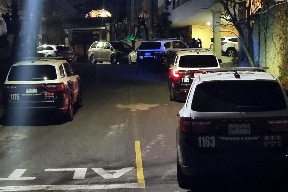 La camioneta fue sustraída el martes de la cochera de una casa de la Colonia Valle de San Ángel.