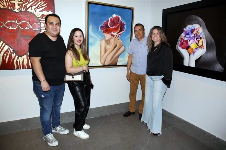 Patricio López, Iza López, Juan López y Sandra Rodríguez