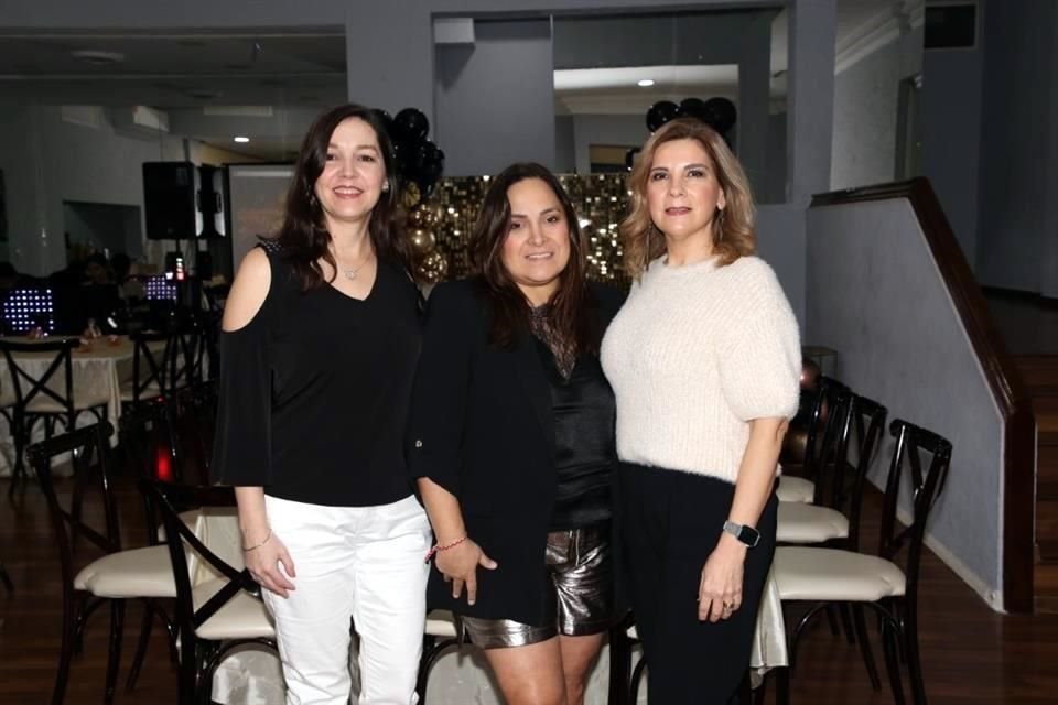 Bertha Capetillo, Charo Rico y Karla Rivera