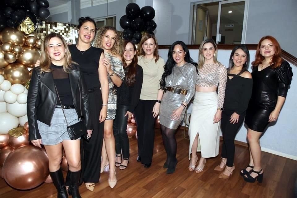 Edna Mora, Lia Ortega, Yolanda Santos de Ambriz, Ali Morales, Martha Gómez, Miryam Serna, Karla Gutiérrez, Mariana Peña y Billi Dávalos