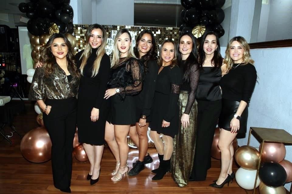 Nancy Marmolejo, Lydia Alvidrez, Sally Acuña, Carolina Aldape, Ania García, Lily Castillo, María Magaña y Perly Rivera