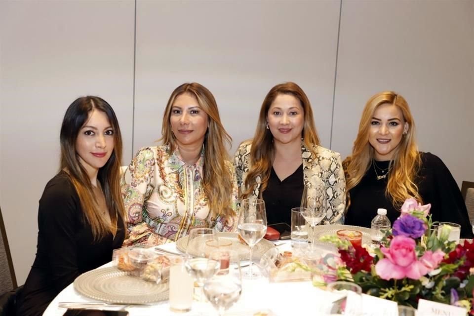 Nailea Sánchez, Julia Guzmán, Cynthia Ayala y Macy Ayala