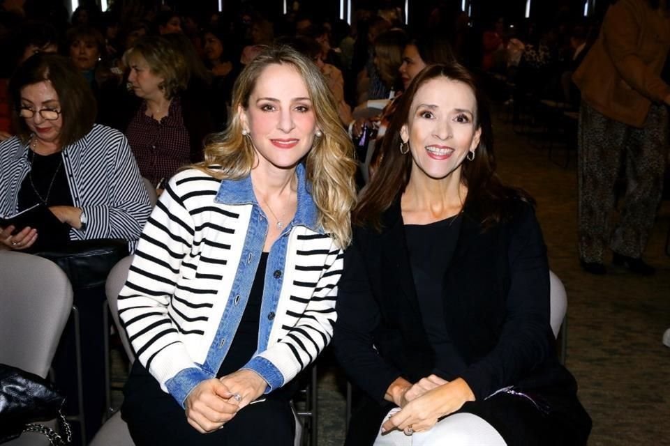 Carla Serna y Carla Perales