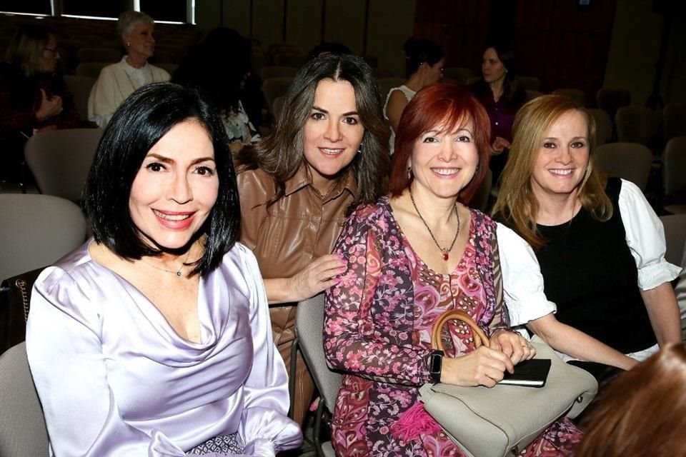 Carolina Rangel, Alba Flores, Carina Torres y Mayra Ruiz