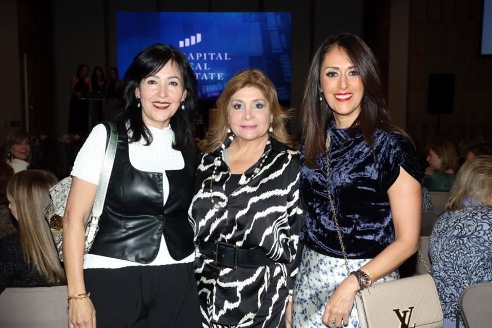 Maricela Varela, Claudia Chávez y Mayra  Martínez