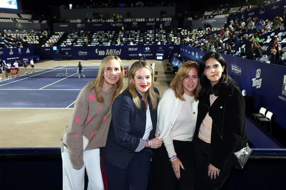 Rocío García, Lu Paredes, Mariana Olivera y Ana Cárdenas