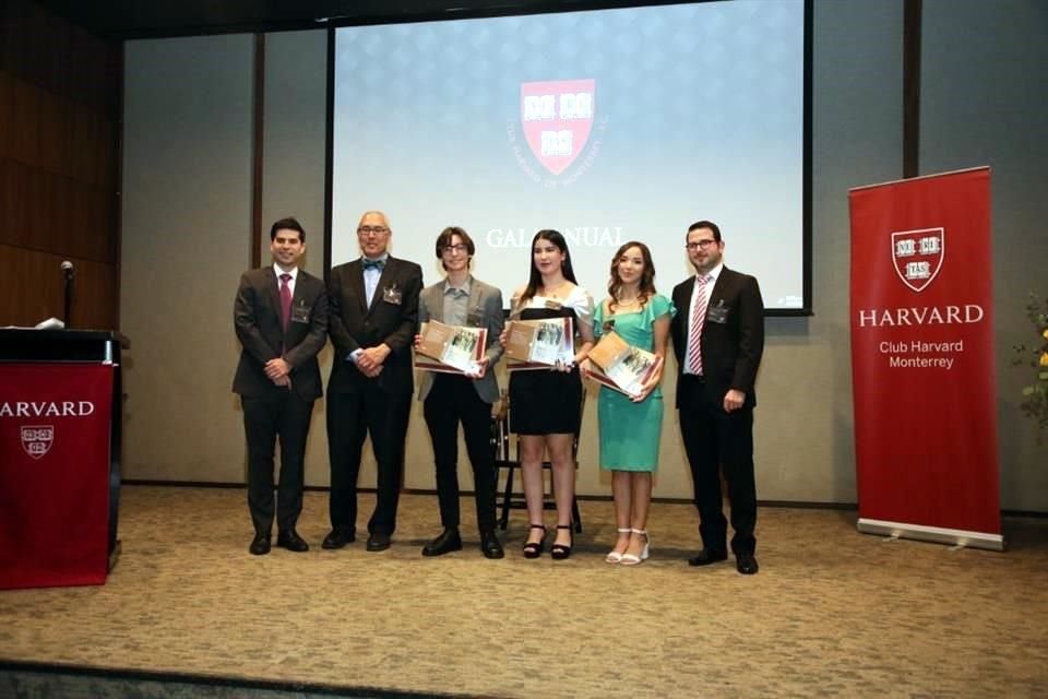 Alejandro Gil Ortiz, Forest L. Reinhardt, Eugenio León Cantú, Elsa Lazcano González, Nilda Coset Izquierdo y Salvador Kalifa Pérez