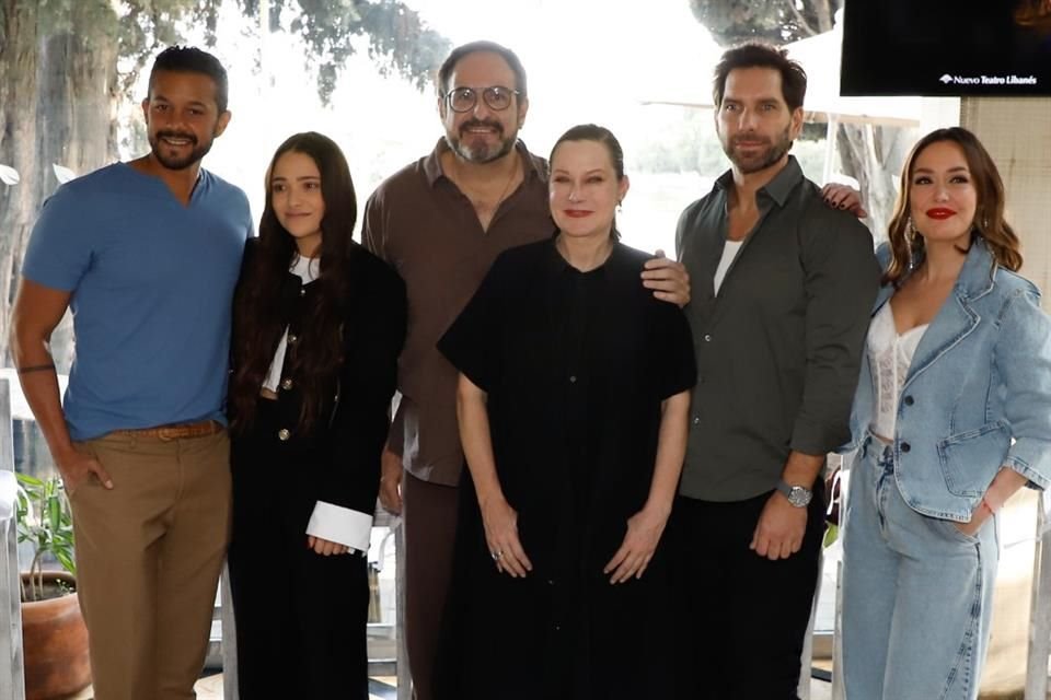 Pierre Louis, Luisa Guzmán Quintero, Alejandro Calva, Mónica Dionne, Arap Bethke y Carla Medina.