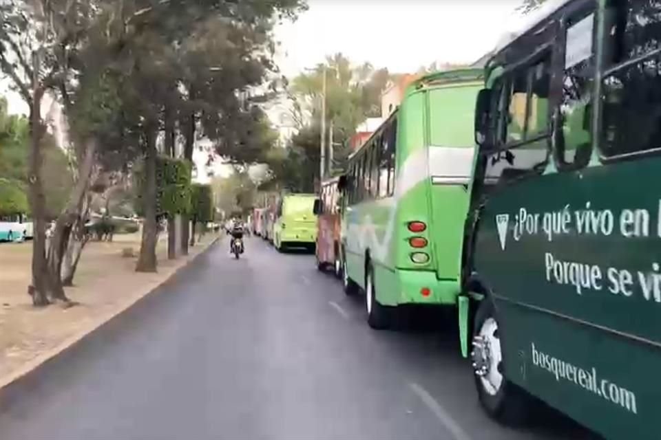 Los panistas también le entraron al acarreo y llevaron varios camiones de la CDMX al evento de Taboada y Xóchitl.