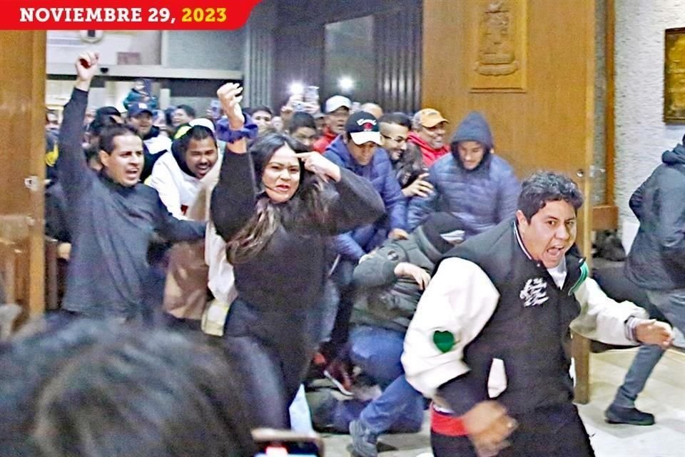 En un hecho sin precedente en la historia de NL, una turba con decenas de simpatizantes de MC dio hace 3 meses 'portazo' en Congreso e irrumpió para buscar frenar nombramiento de Gobernador Interino