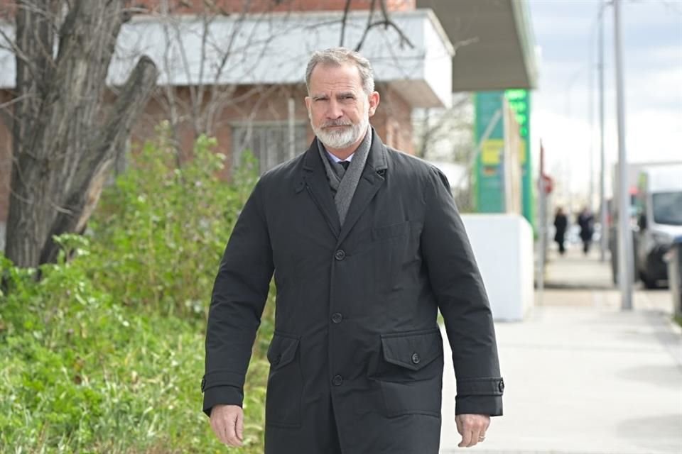 El Rey Felipe VI llegó al cementerio San Isidro para el entierro de Fernando Gómez-Acebo.