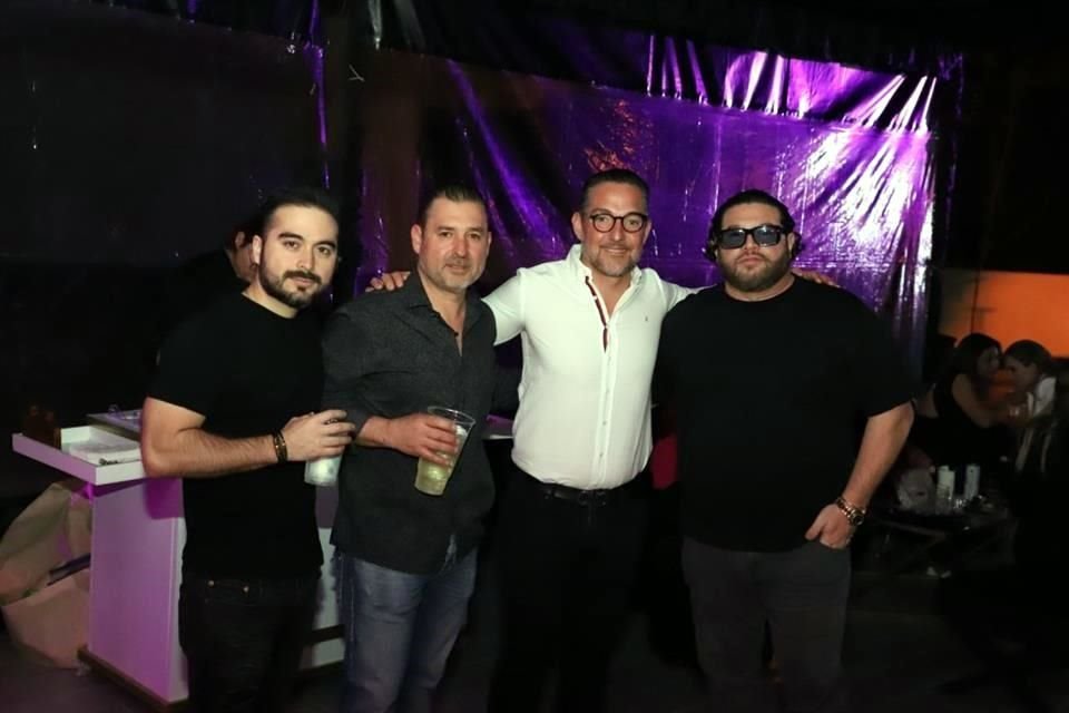 Eduardo Rodríguez, Alejandro Rodríguez, Gerardo Treviño y Arturo Girodengo