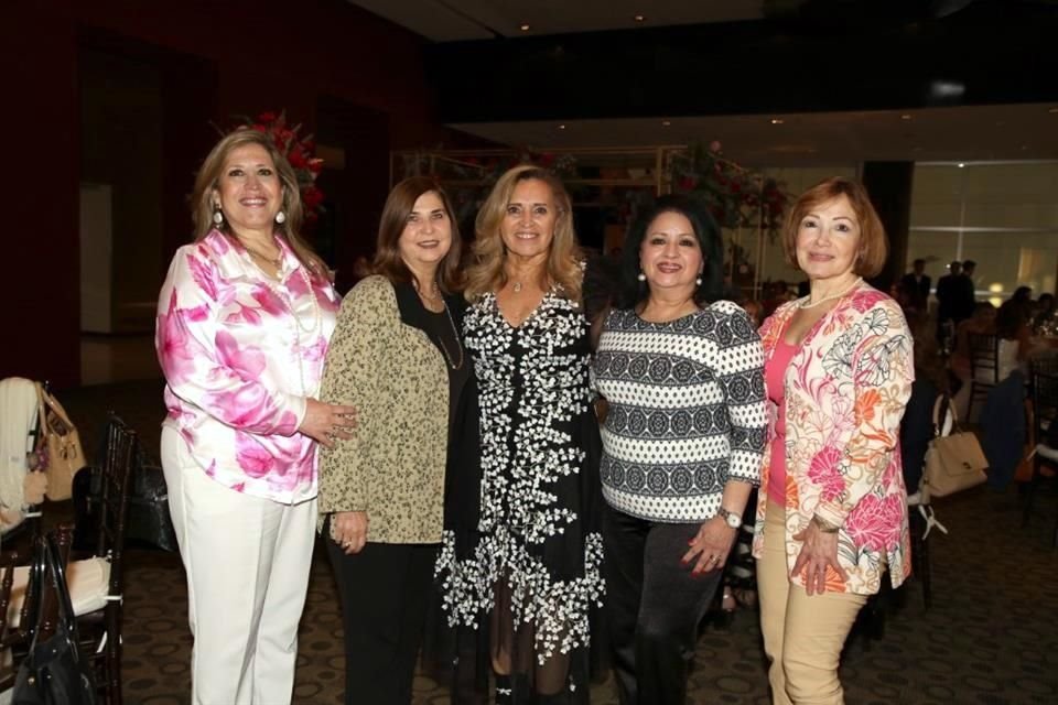 Alicia Torres de Guerra, Memis de Caballero, Lorena Villlarreal de Lozano, Pitty de Grauzas y Verónica de Barrera