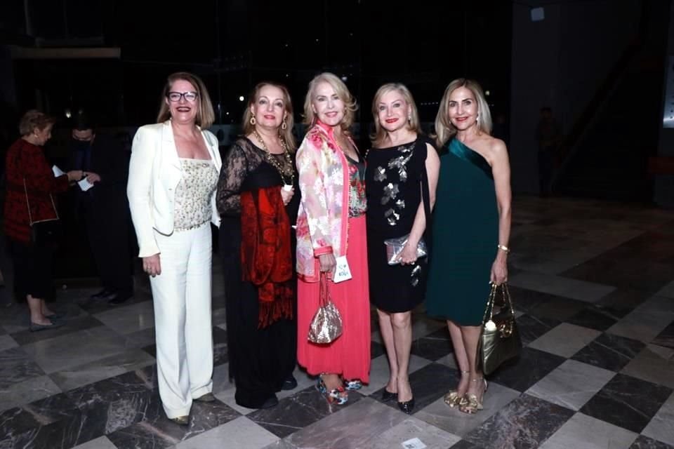 Oralia Raiz, Esthela Paéz, Cristina Sada, Margarita de la Maza, Mónica Buerón de Villarreal