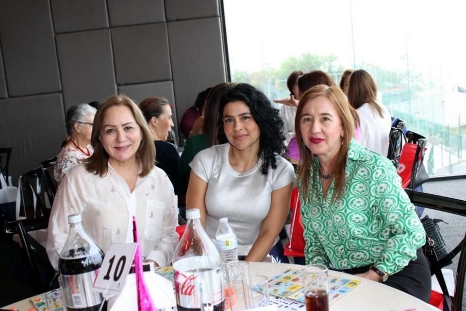 Adriana Rodríguez, Irasema Cavazos y Marisol Vargas