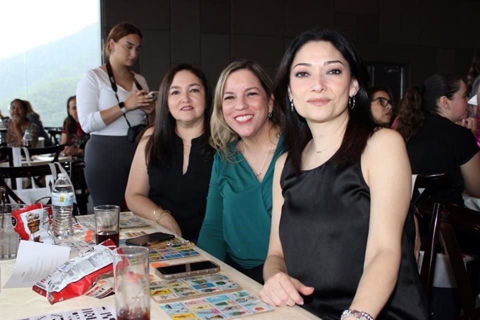 Érika Lerma, Nancy García e Ivonne Darwitch