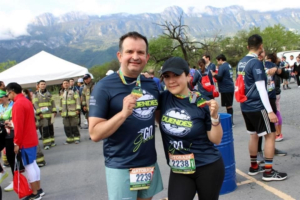 Gerardo Dávila y Brenda González