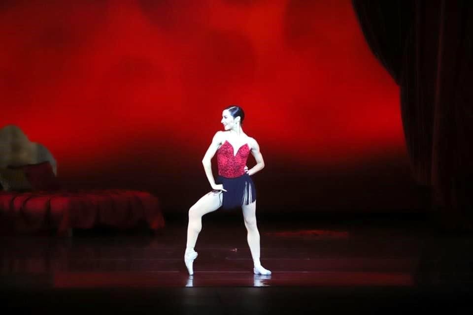 'Trascendiendo' del Ballet de Monterrey.