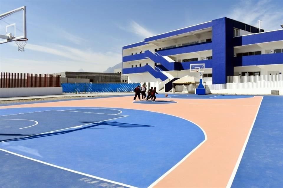 El nuevo Campus Topo Chico de Ciudad de los Niños ofrece primaria y secundaria desde el actual ciclo escolar.