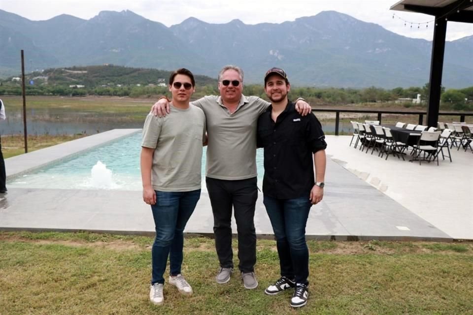 Mauricio Benavides Huidobro, Juan Carlos Benavides Mier y Juan Carlos Benavides Huidobro