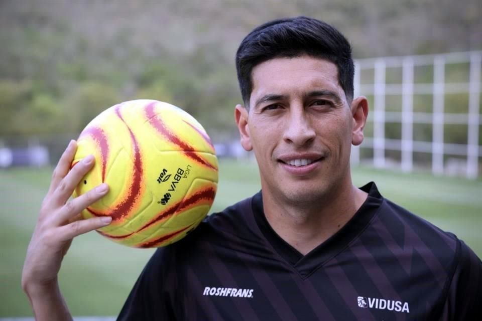 Esteban Andrada espera con Rayados conquistar el campeonato del torneo.