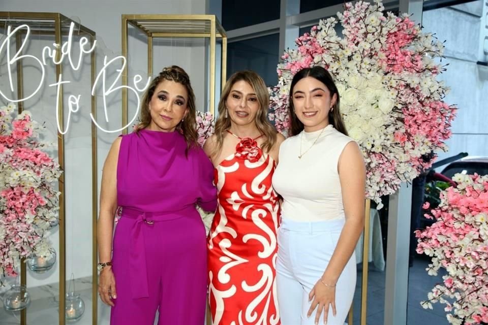 Maricela Frausto Macías, Tania González y Jaqueline Garza