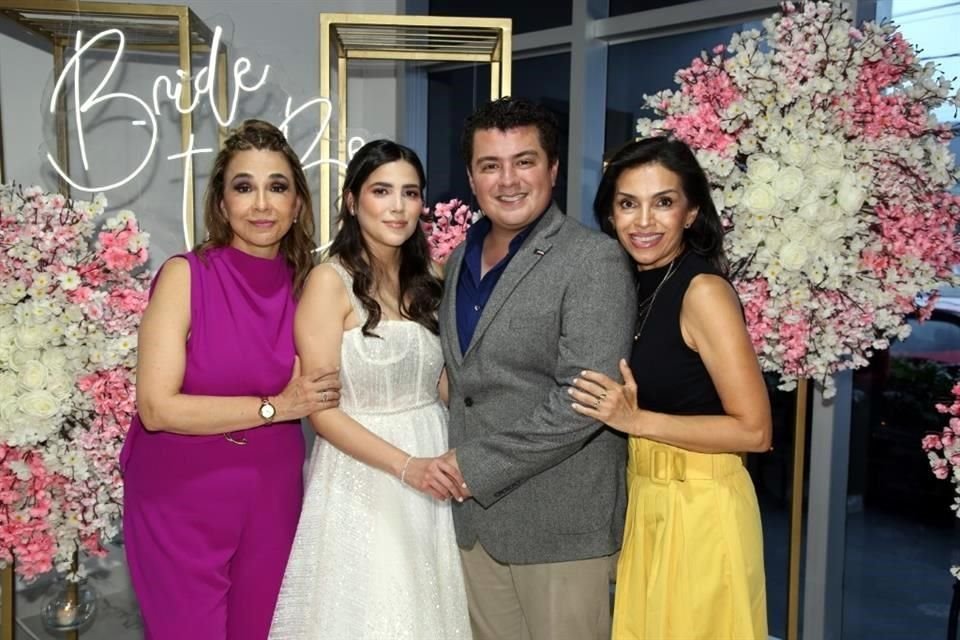 Maricela Frausto Macías, Geovanna González Frausto, Diego Romero Hernández e Yvette Hernández Gutiérrez