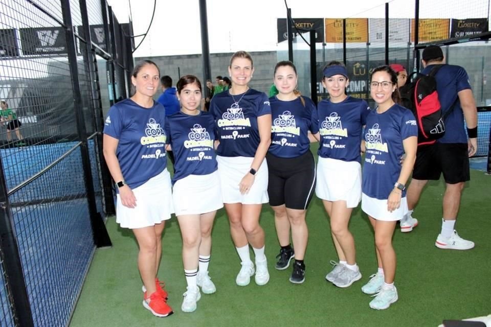 Adriana Rivera, Ángela Sánchez, Daniela Ancira, Claudia Pereira, Verónica Andrade y Paulina Gutiérrez